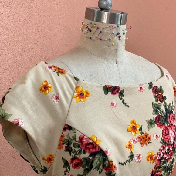 Eva Franco Fitted Dress Orange Floral - Picture 3 of 8